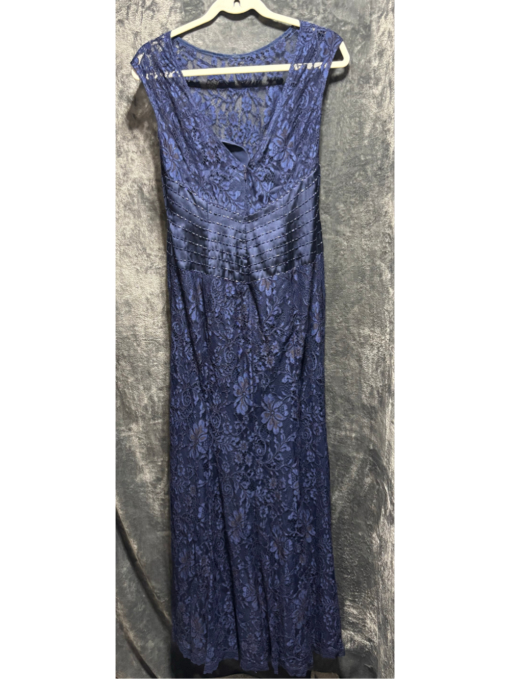 Jade Couture by Jasmine Navy Blue Lace Evening Gown Wedding Formal SZ 6 EUC - Picture 3 of 13